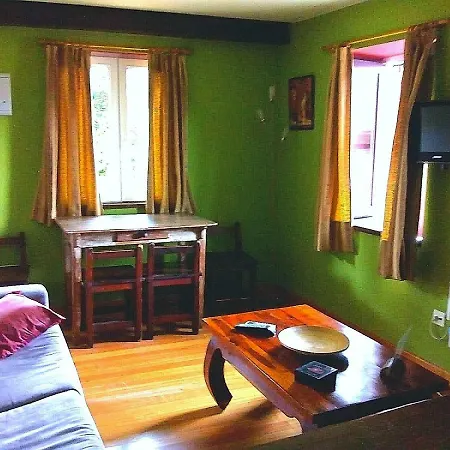 Quijano Apartment